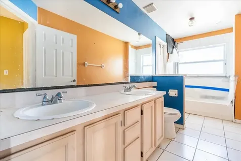 2621 Rolling Broak Drive Orlando FL 32837