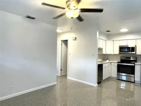 902 S Bruce Street Tampa FL 33606