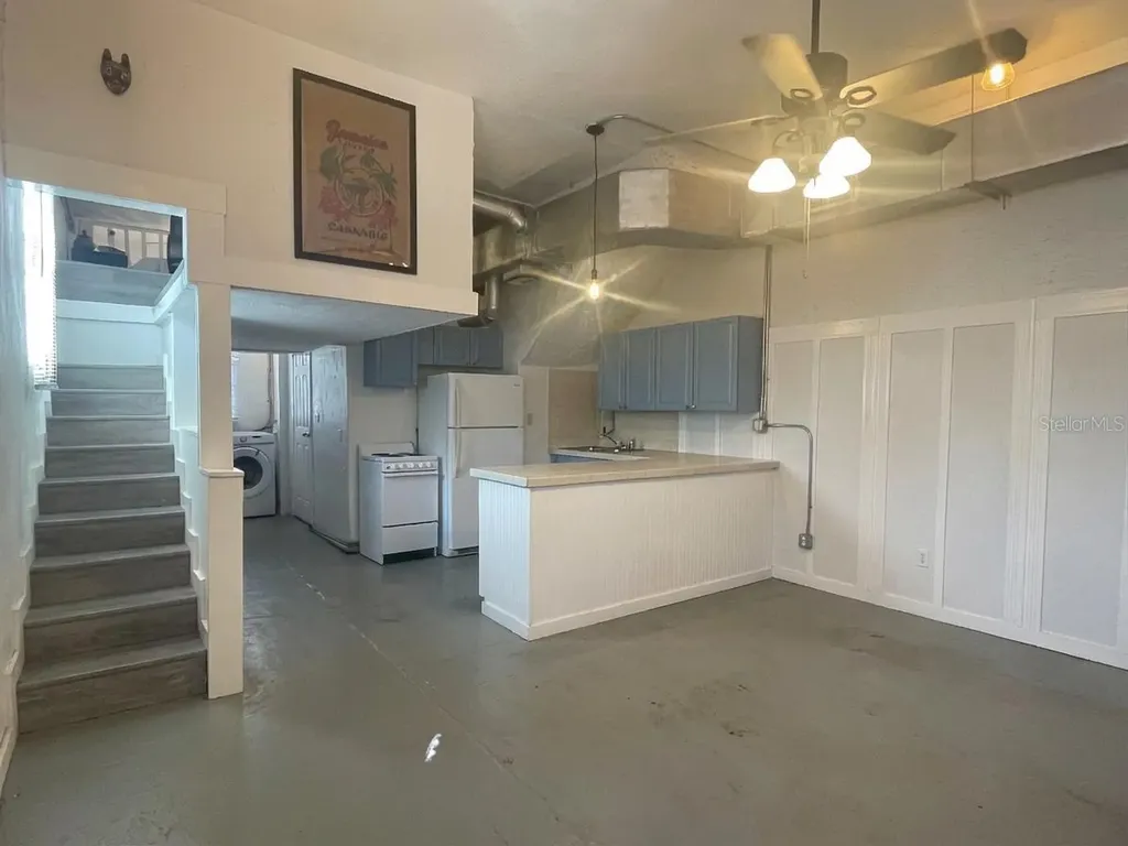 2305 W Texas Avenue Tampa FL 33629