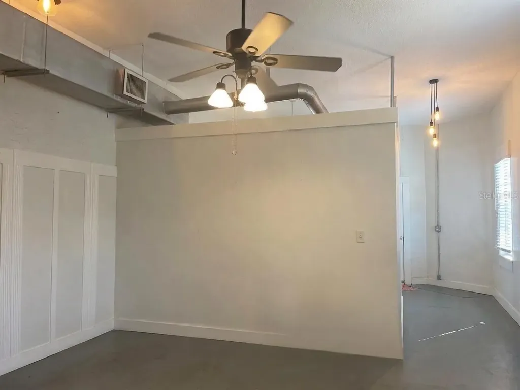 2305 W Texas Avenue Tampa FL 33629