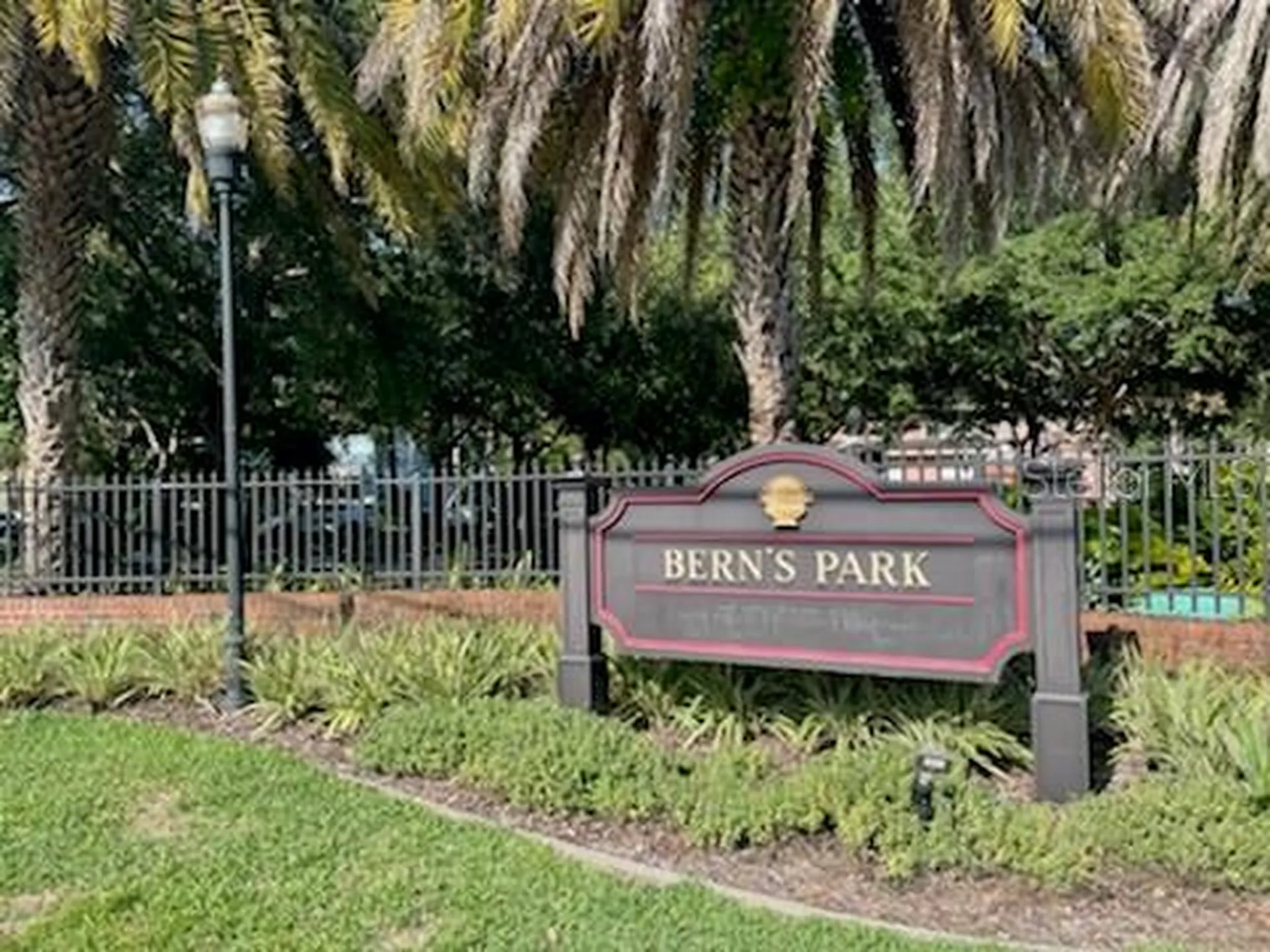 2305 W Texas Avenue Tampa FL 33629