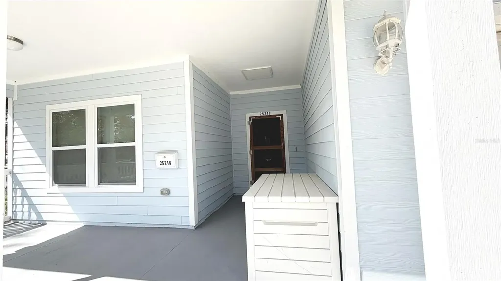25248 SW 1st Avenue Newberry FL 32669