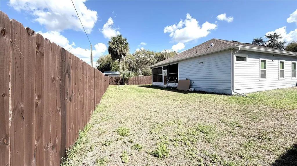 25248 SW 1st Avenue Newberry FL 32669