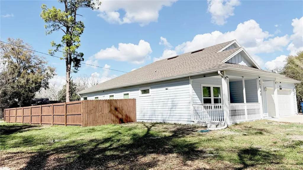25248 SW 1st Avenue Newberry FL 32669