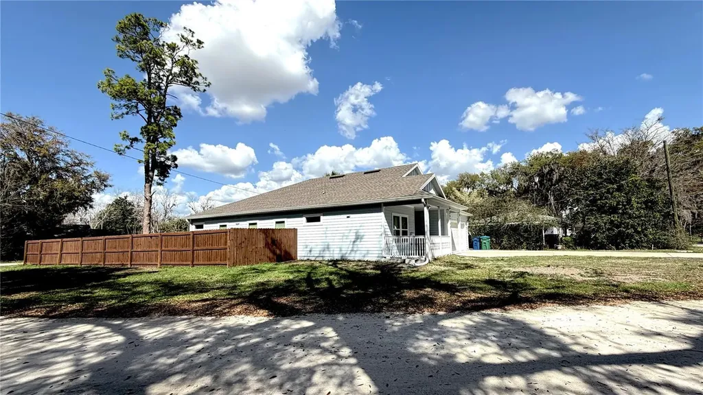 25248 SW 1st Avenue Newberry FL 32669