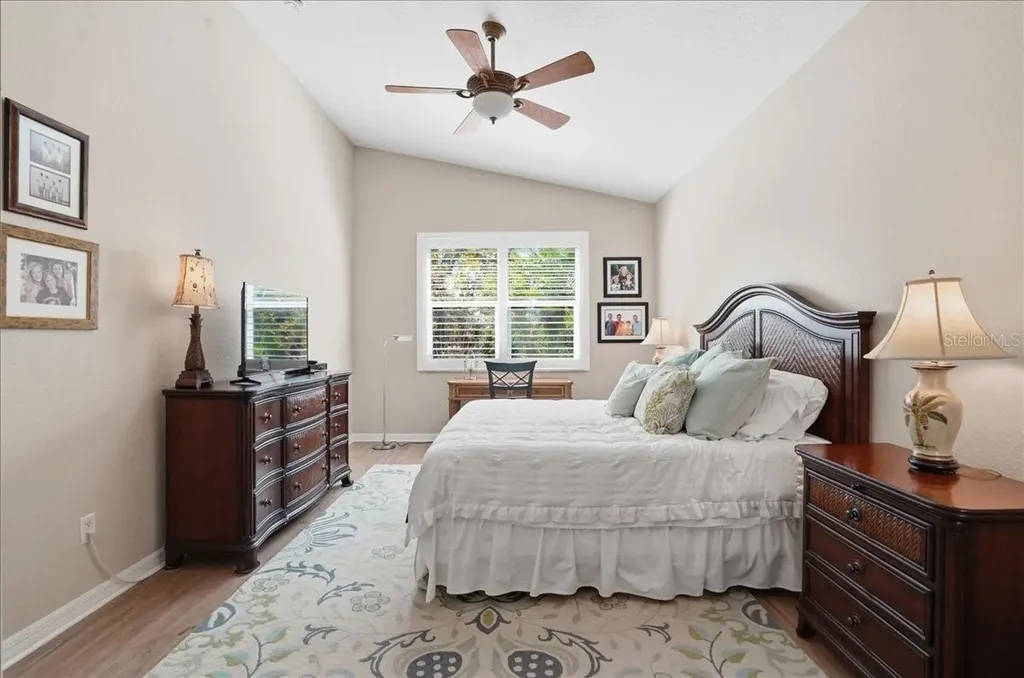 4246 65th Place E Sarasota FL 34243
