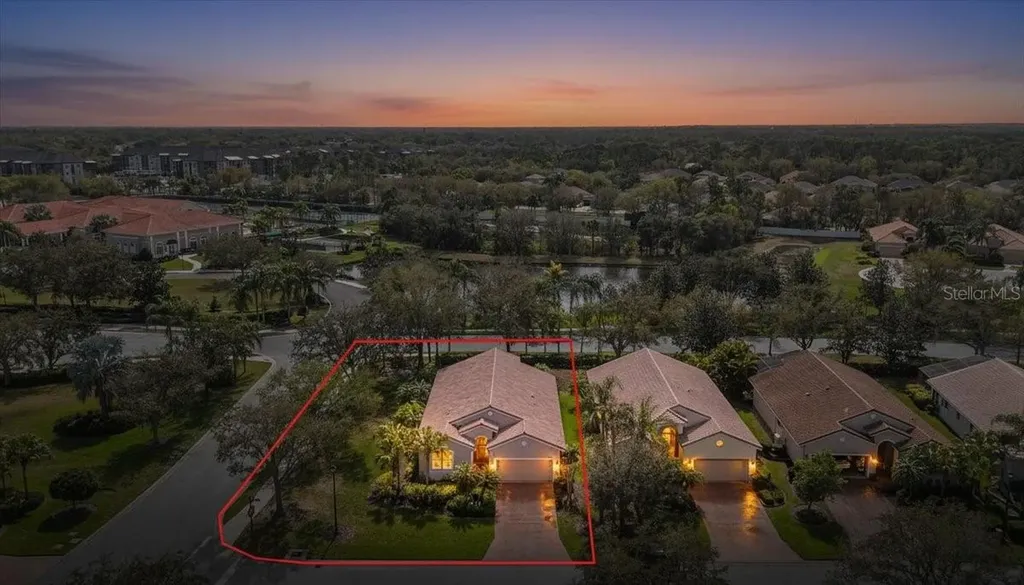 4246 65th Place E Sarasota FL 34243