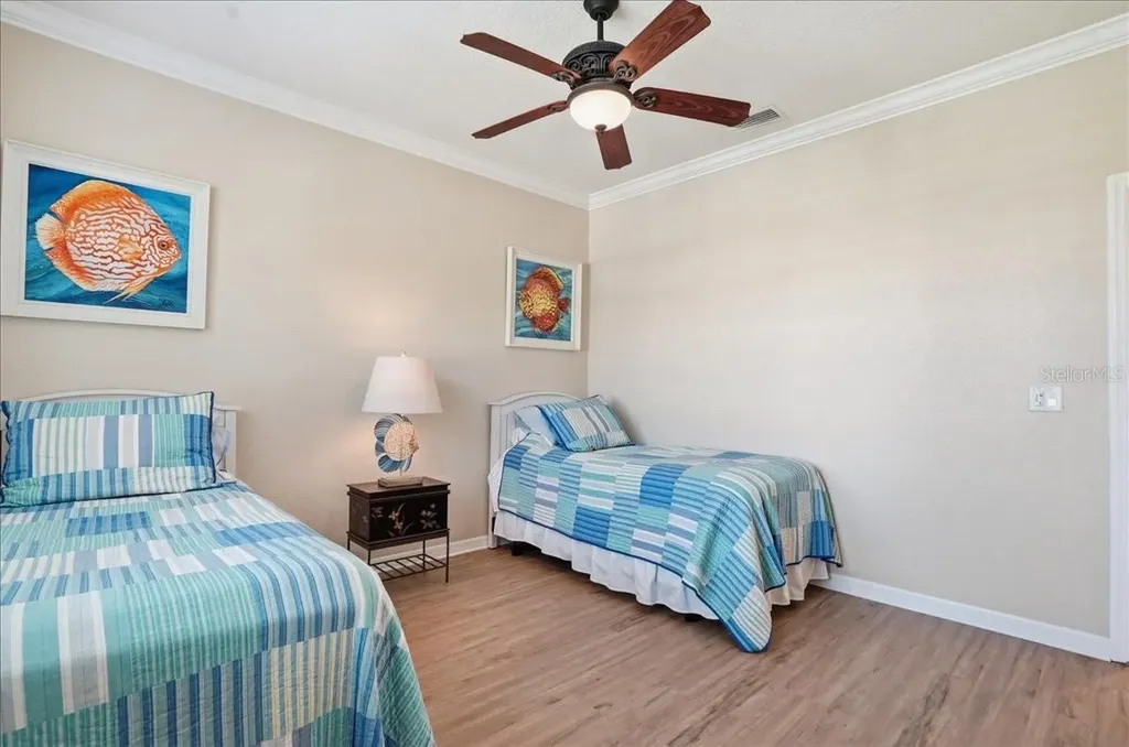 4246 65th Place E Sarasota FL 34243