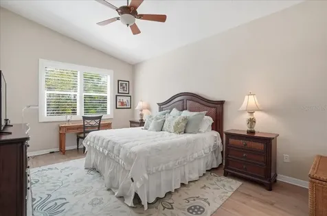 4246 65th Place E Sarasota FL 34243