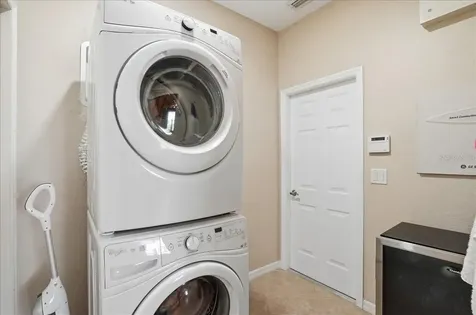 4246 65th Place E Sarasota FL 34243