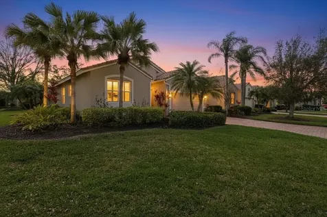 4246 65th Place E Sarasota FL 34243