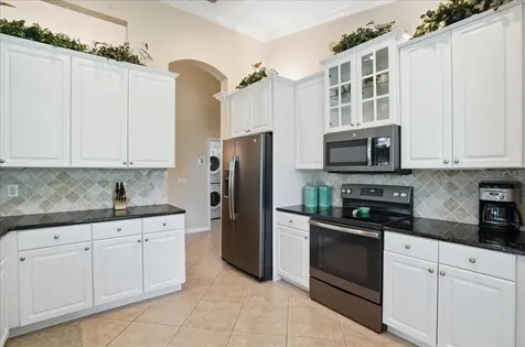 4246 65th Place E Sarasota FL 34243
