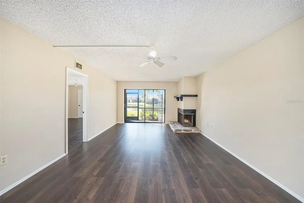 141 Lakeview Way Oldsmar FL 34677