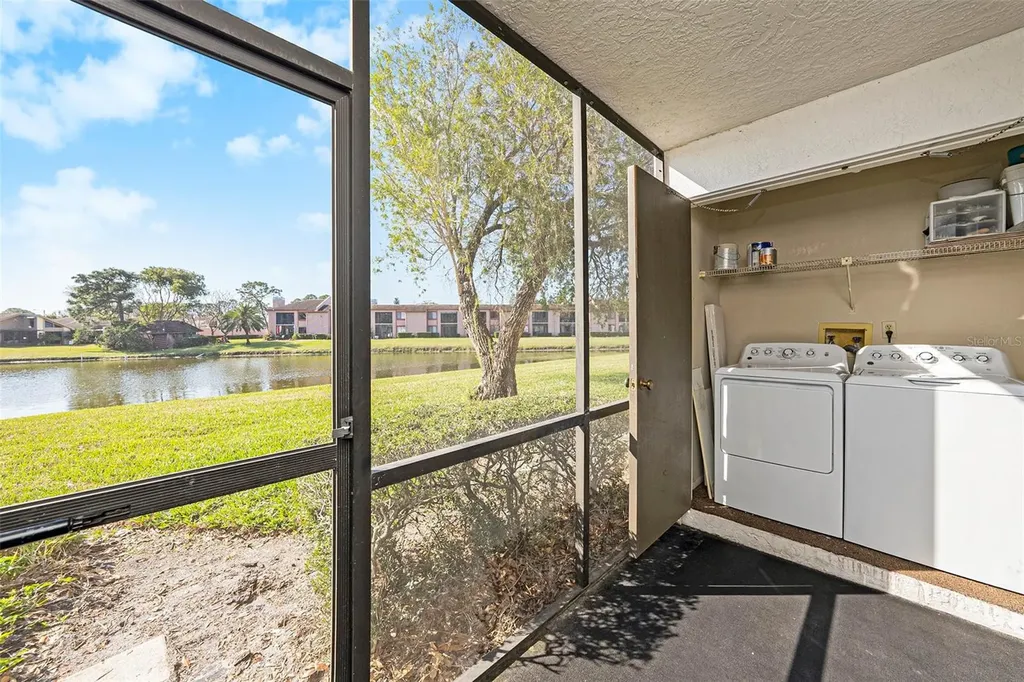 141 Lakeview Way Oldsmar FL 34677