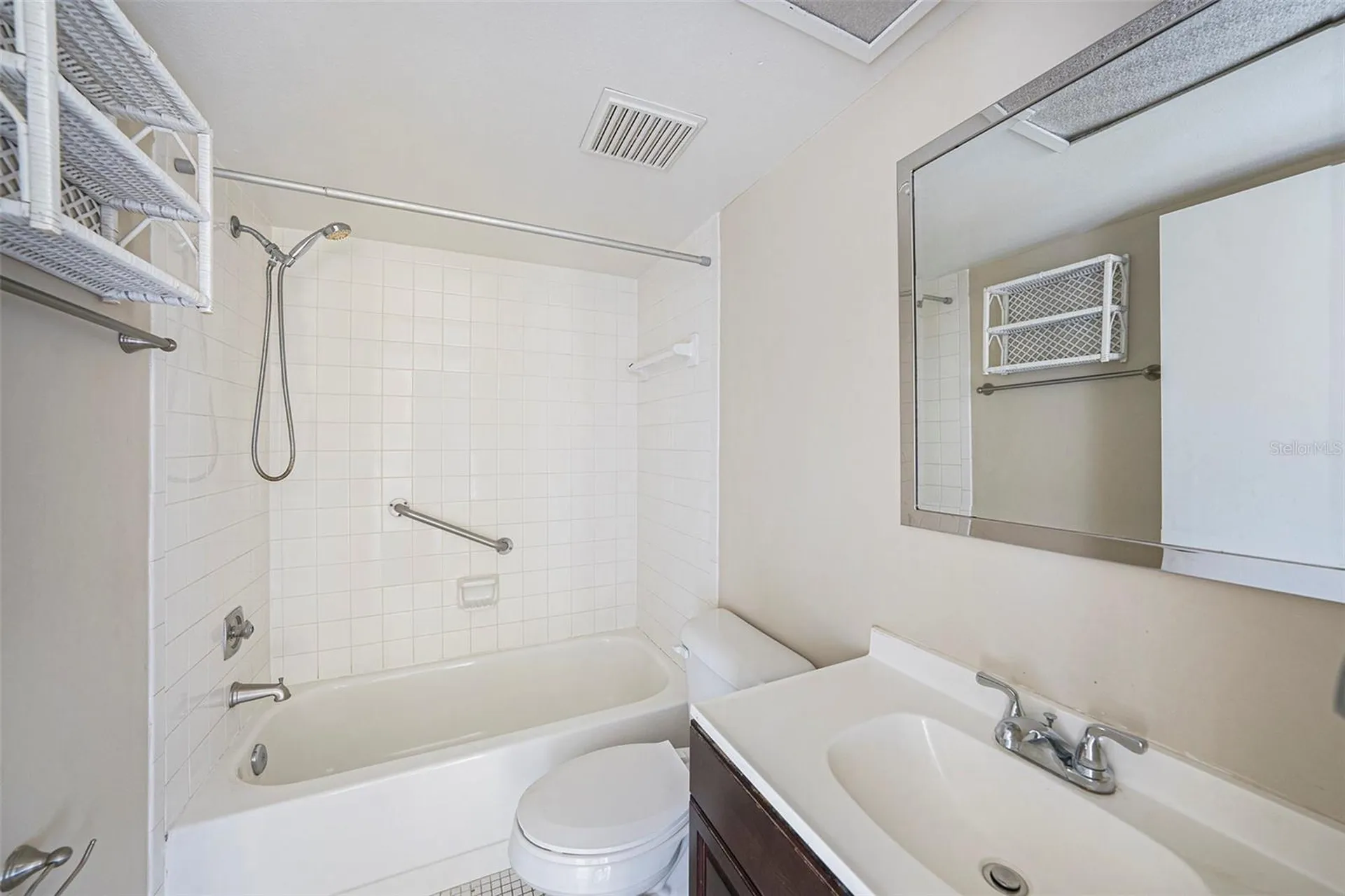141 Lakeview Way Oldsmar FL 34677