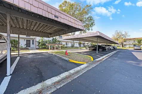 141 Lakeview Way Oldsmar FL 34677