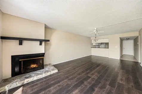 141 Lakeview Way Oldsmar FL 34677