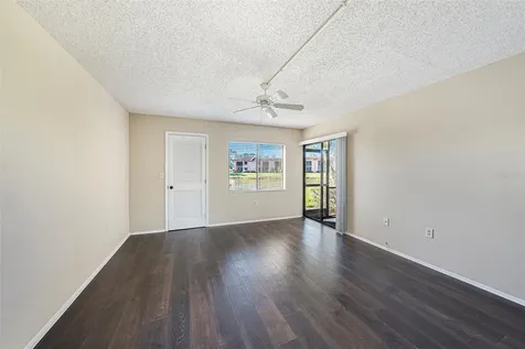 141 Lakeview Way Oldsmar FL 34677