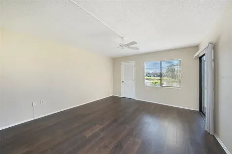 141 Lakeview Way Oldsmar FL 34677