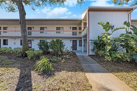 141 Lakeview Way Oldsmar FL 34677