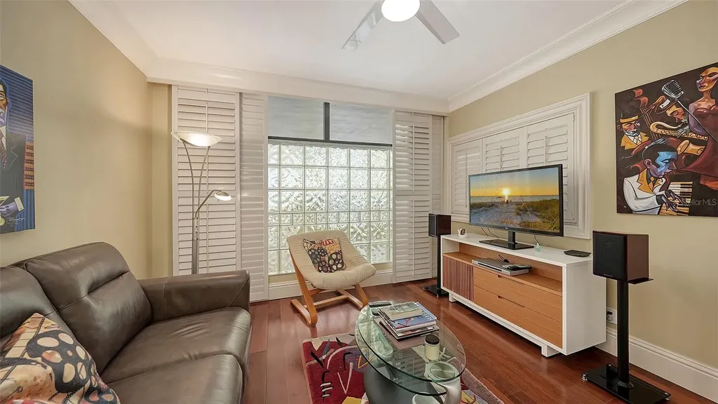 2110 Harbourside Drive Longboat Key FL 34228