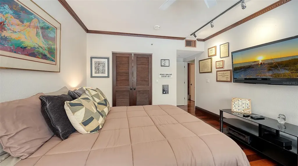 2110 Harbourside Drive Longboat Key FL 34228