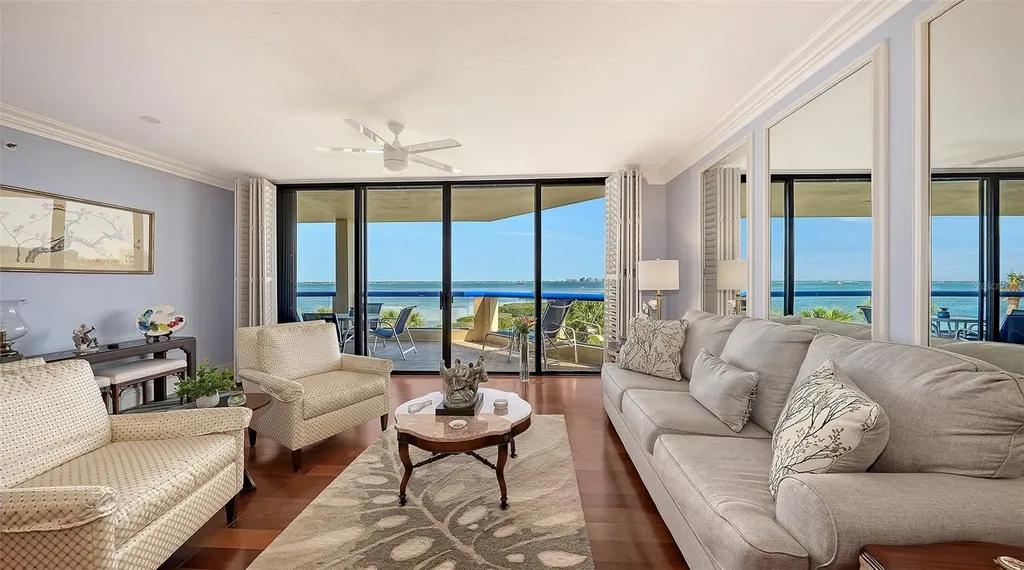 2110 Harbourside Drive Longboat Key FL 34228