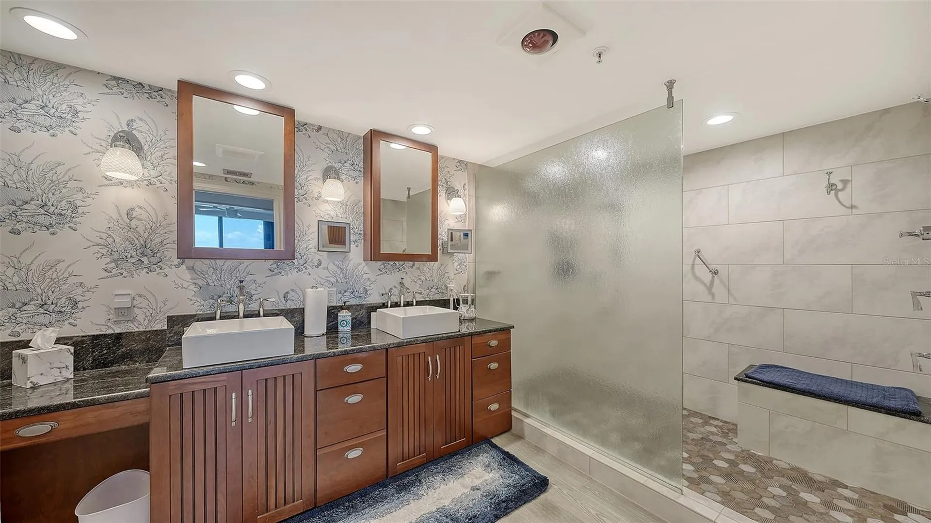 2110 Harbourside Drive Longboat Key FL 34228