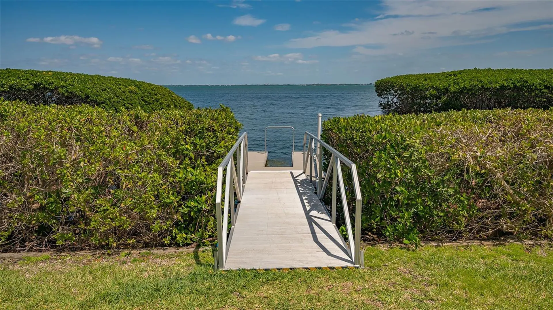 2110 Harbourside Drive Longboat Key FL 34228