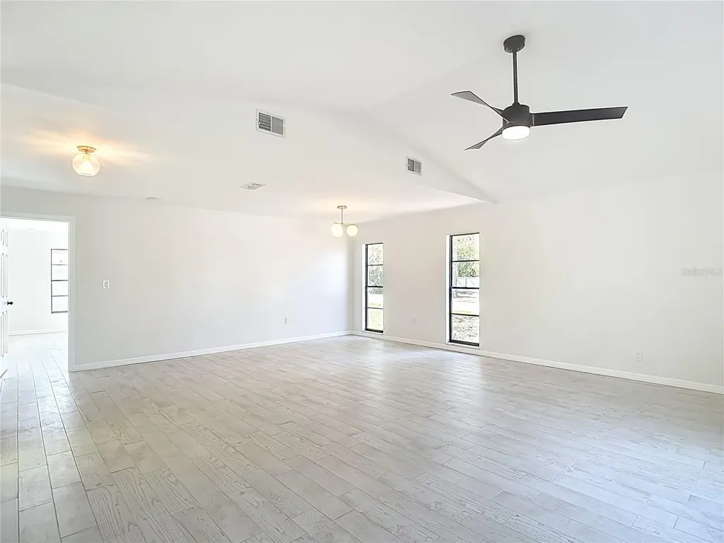 7478 Dundee Way Weeki Wachee FL 34613