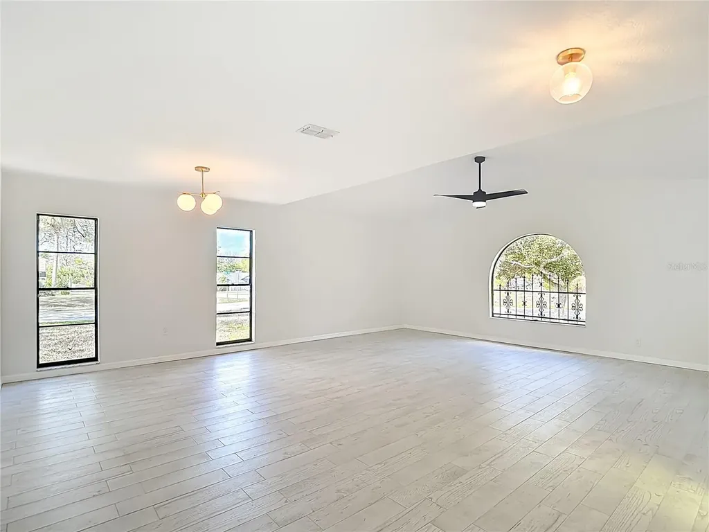 7478 Dundee Way Weeki Wachee FL 34613