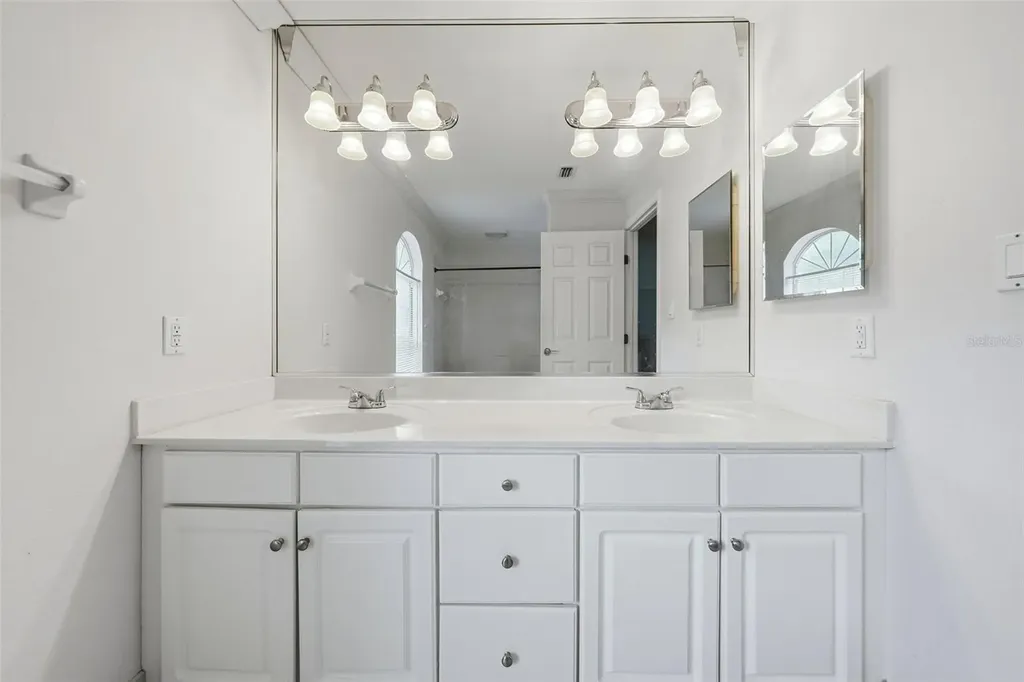 10639 SE Sunset Harbor Road Summerfield FL 34491