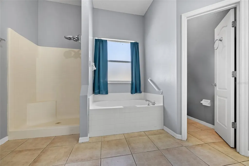 11 Bayside Drive Palm Coast FL 32137