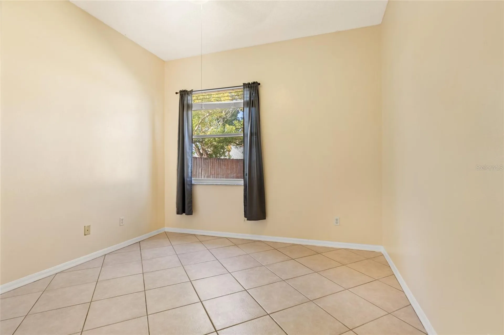 11 Bayside Drive Palm Coast FL 32137