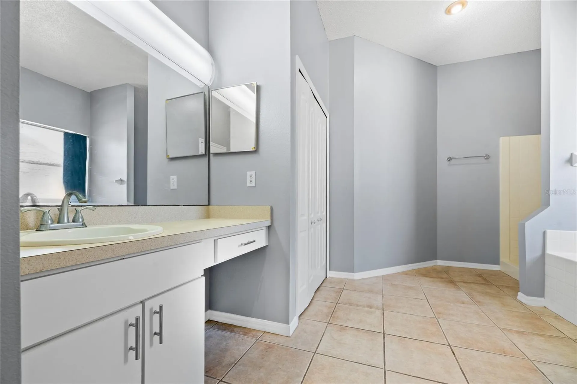 11 Bayside Drive Palm Coast FL 32137