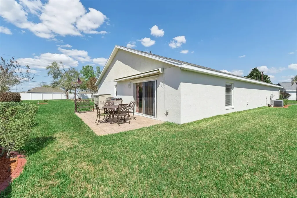 304 Lake Suzanne Drive Lake Wales FL 33859