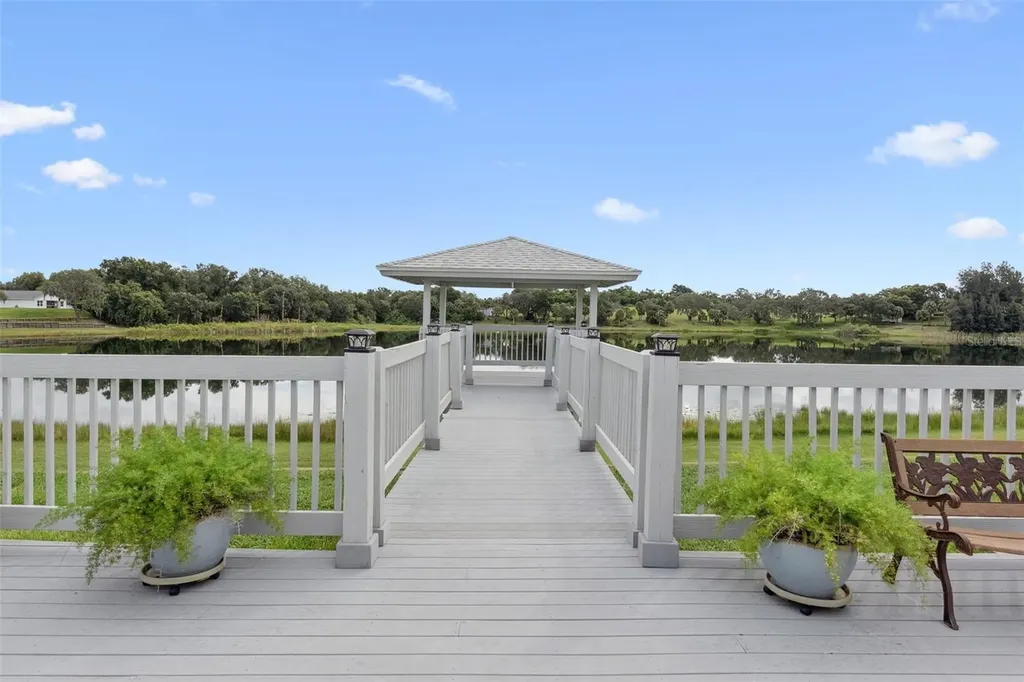 304 Lake Suzanne Drive Lake Wales FL 33859