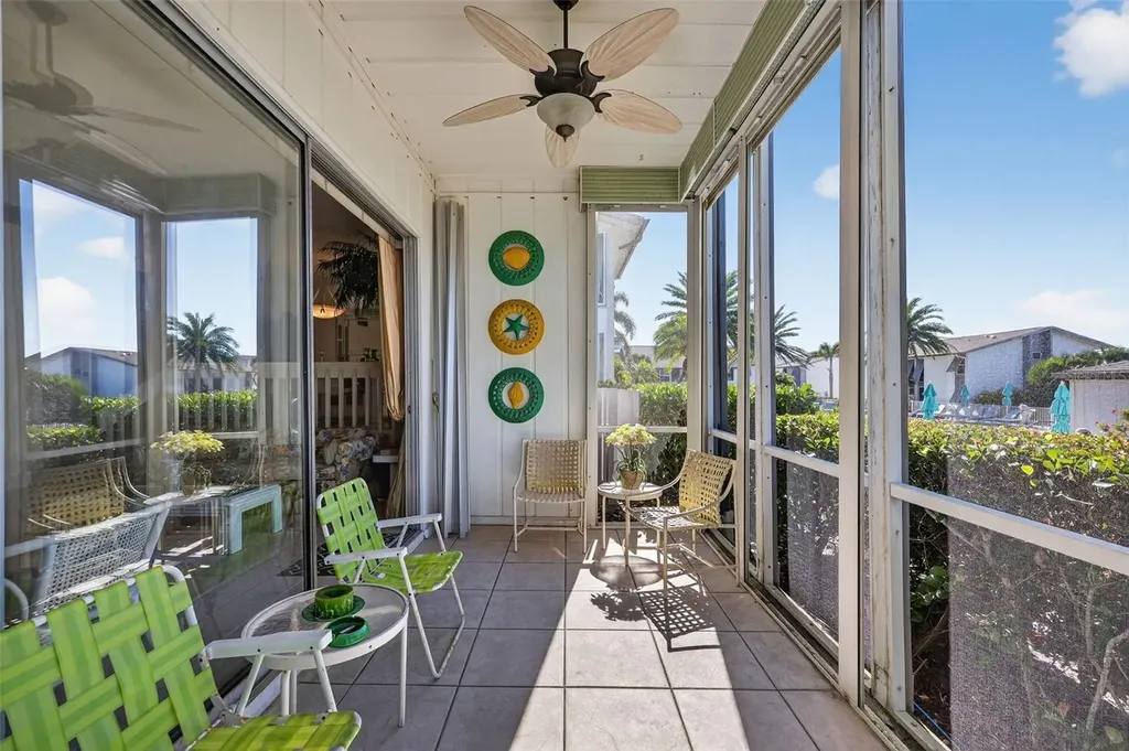 6012 W Peppertree Way Sarasota FL 34242
