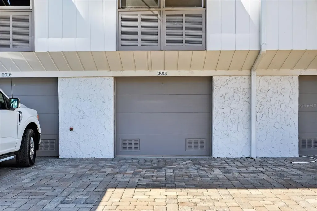 6012 W Peppertree Way Sarasota FL 34242