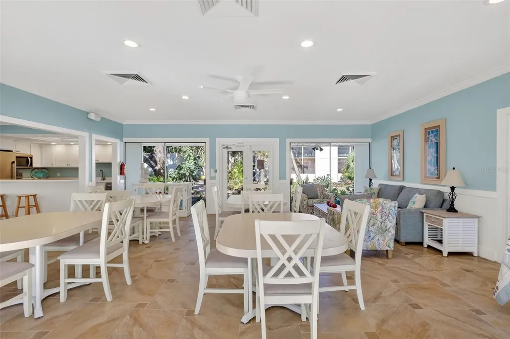 6012 W Peppertree Way Sarasota FL 34242