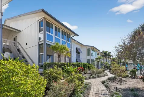 6012 W Peppertree Way Sarasota FL 34242