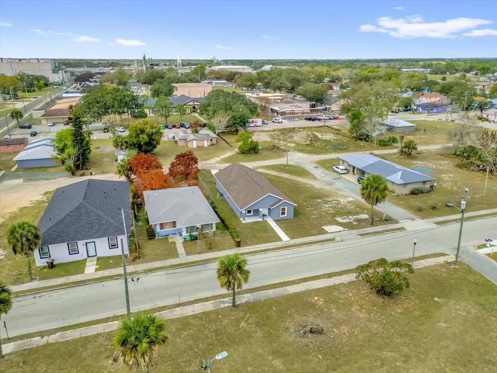 119 D Street Lake Wales FL 33853