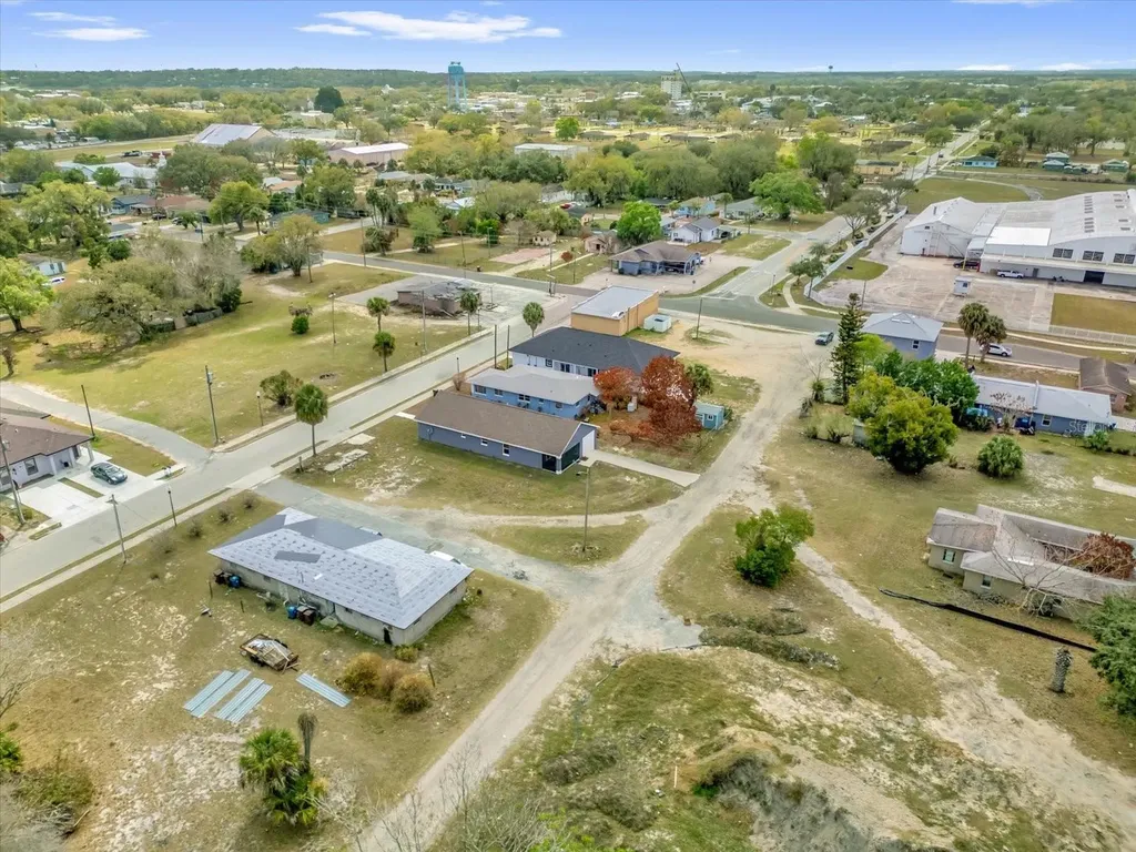 119 D Street Lake Wales FL 33853