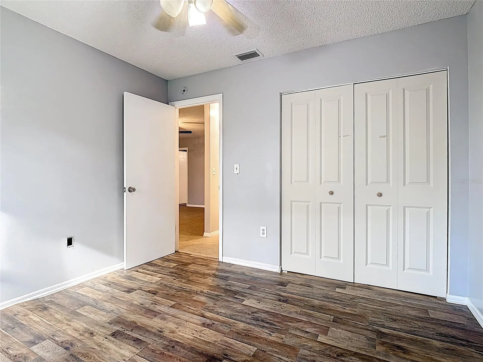 571 Hunter Circle Kissimmee FL 34758
