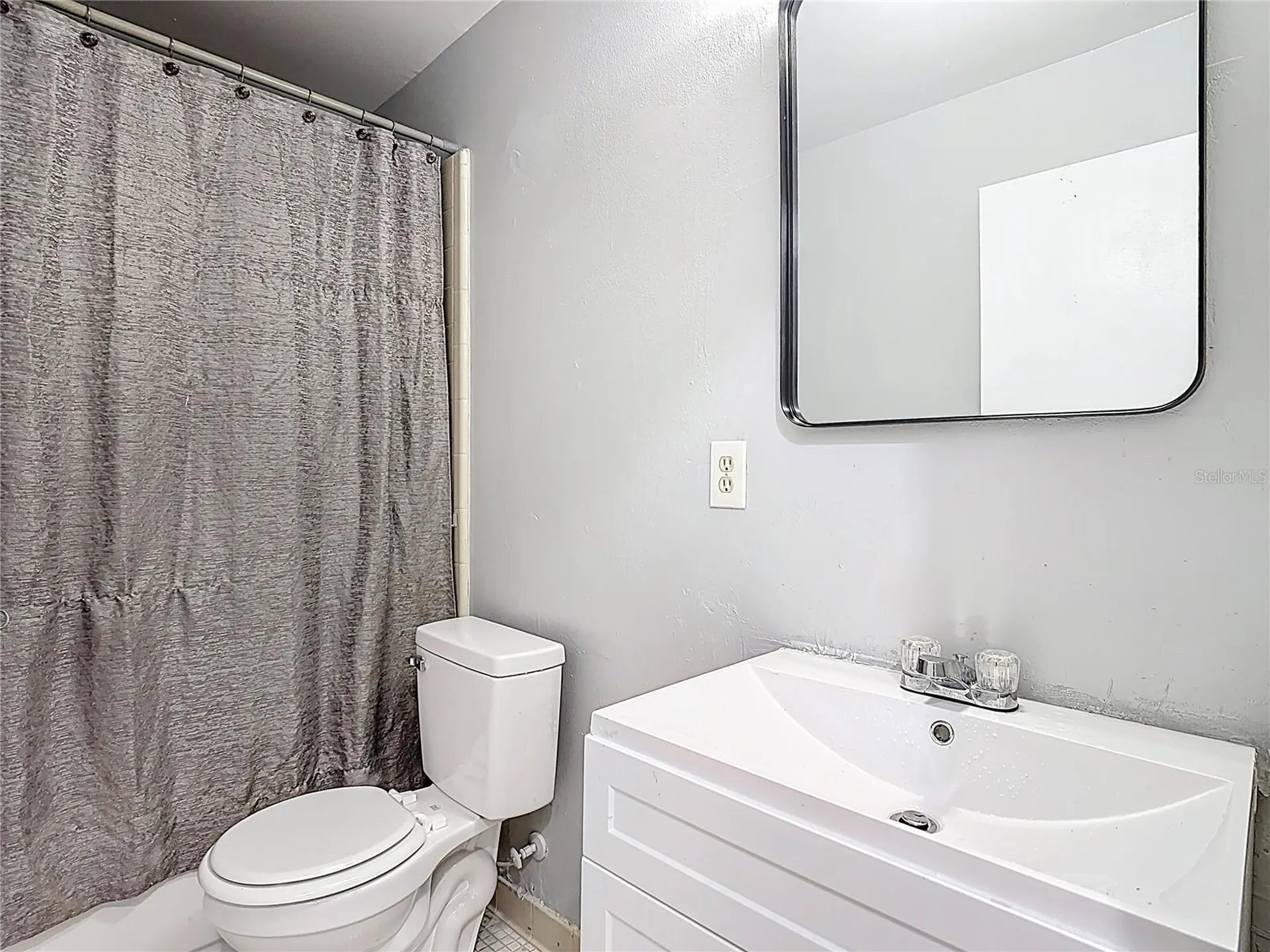 571 Hunter Circle Kissimmee FL 34758