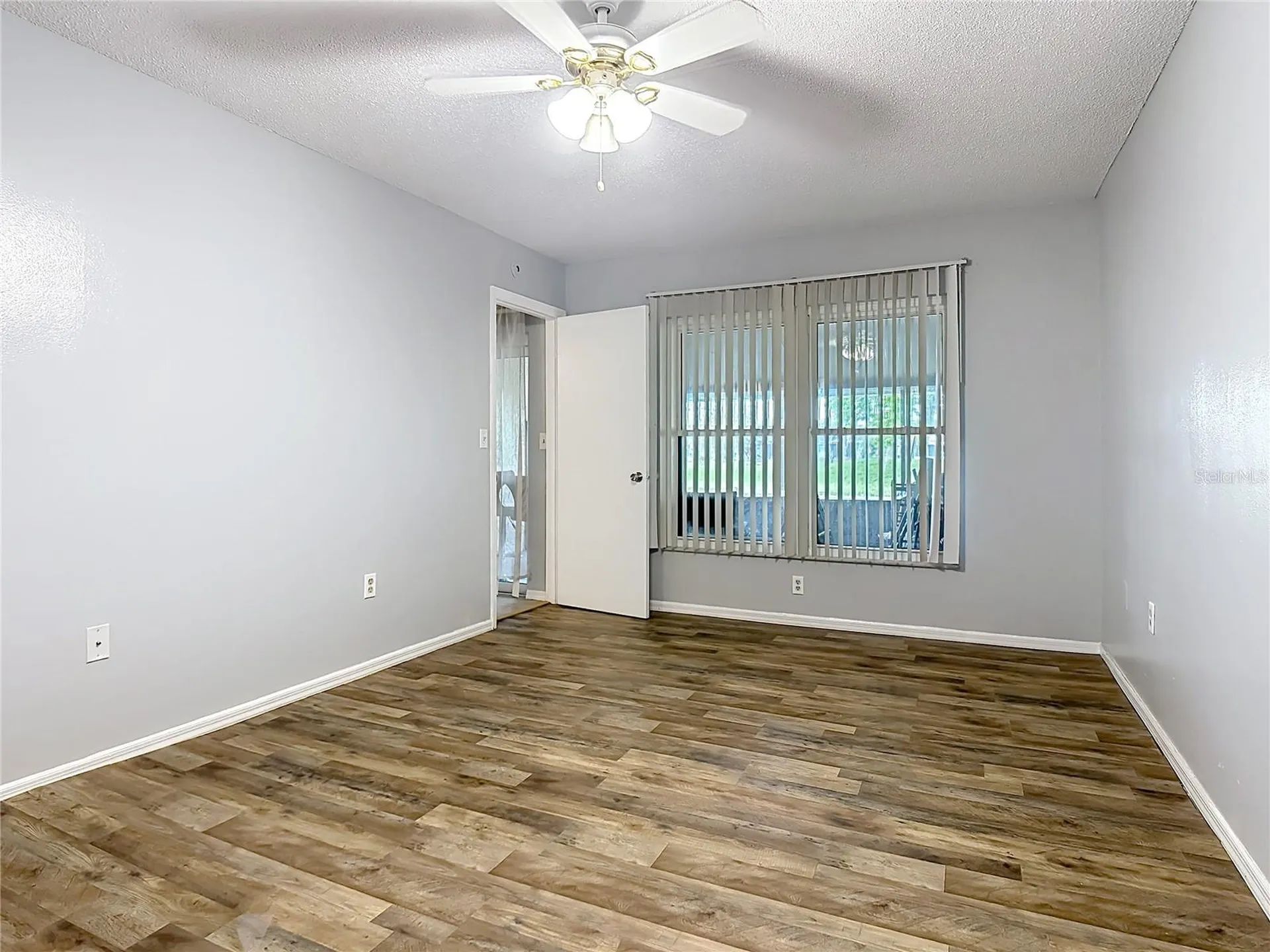 571 Hunter Circle Kissimmee FL 34758
