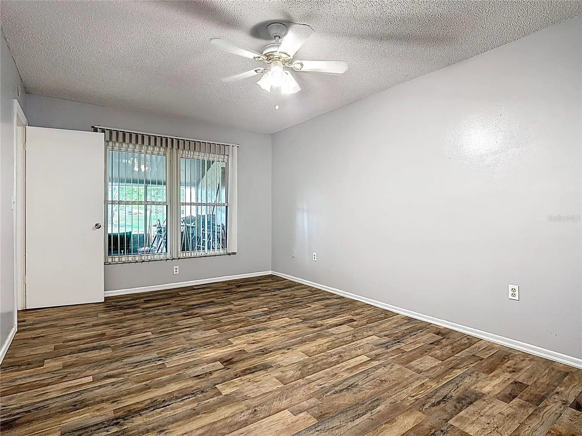 571 Hunter Circle Kissimmee FL 34758