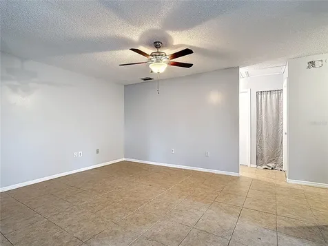571 Hunter Circle Kissimmee FL 34758