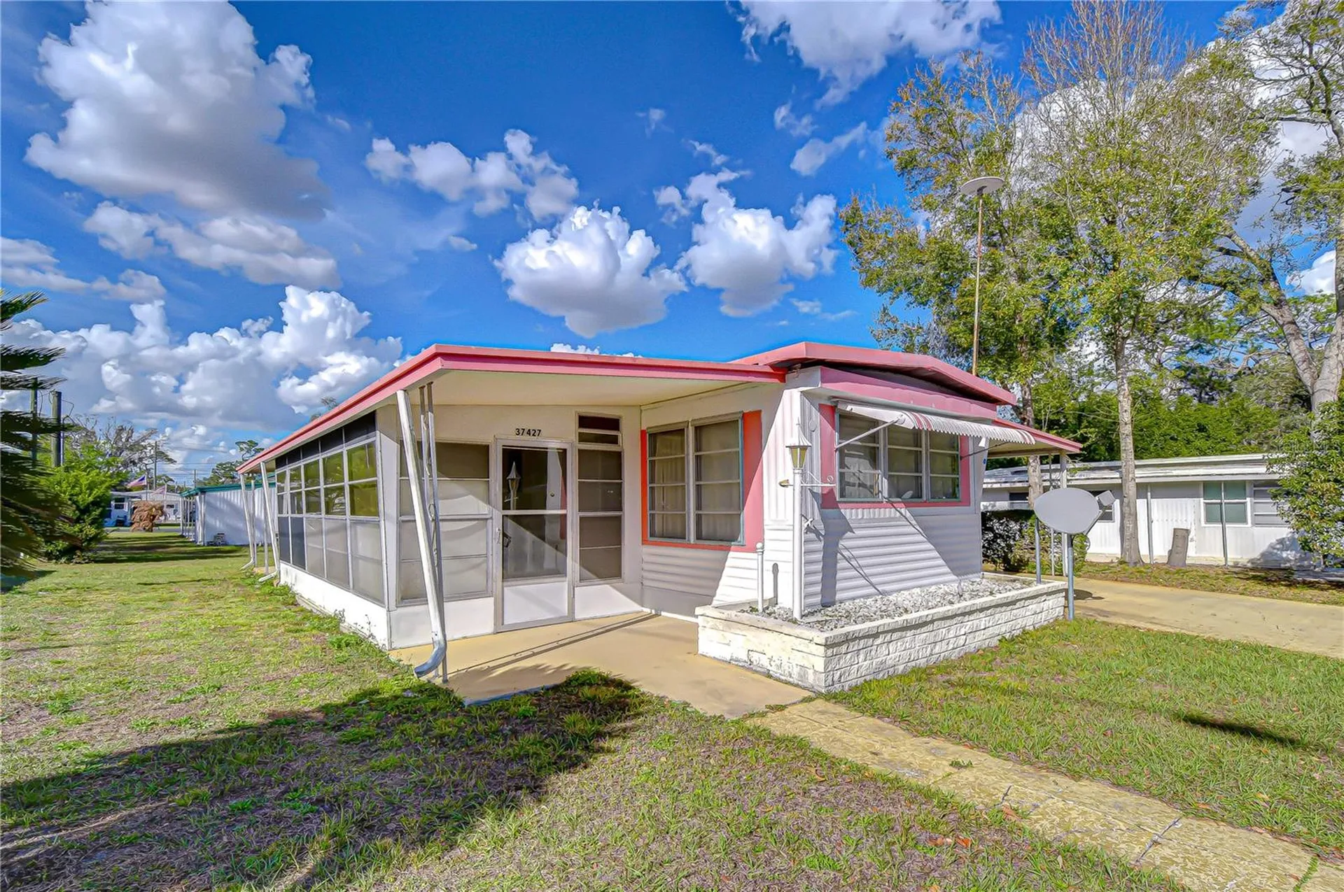37427 Hammond Drive Zephyrhills FL 33541