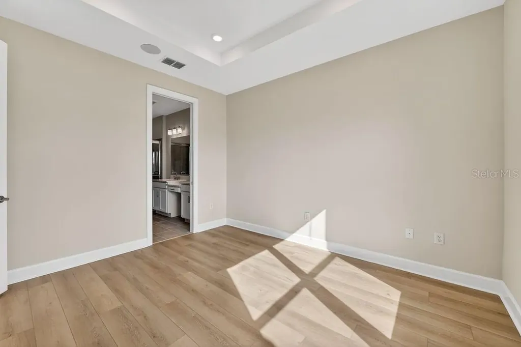 7483 Moonbeam Avenue Sarasota FL 34241